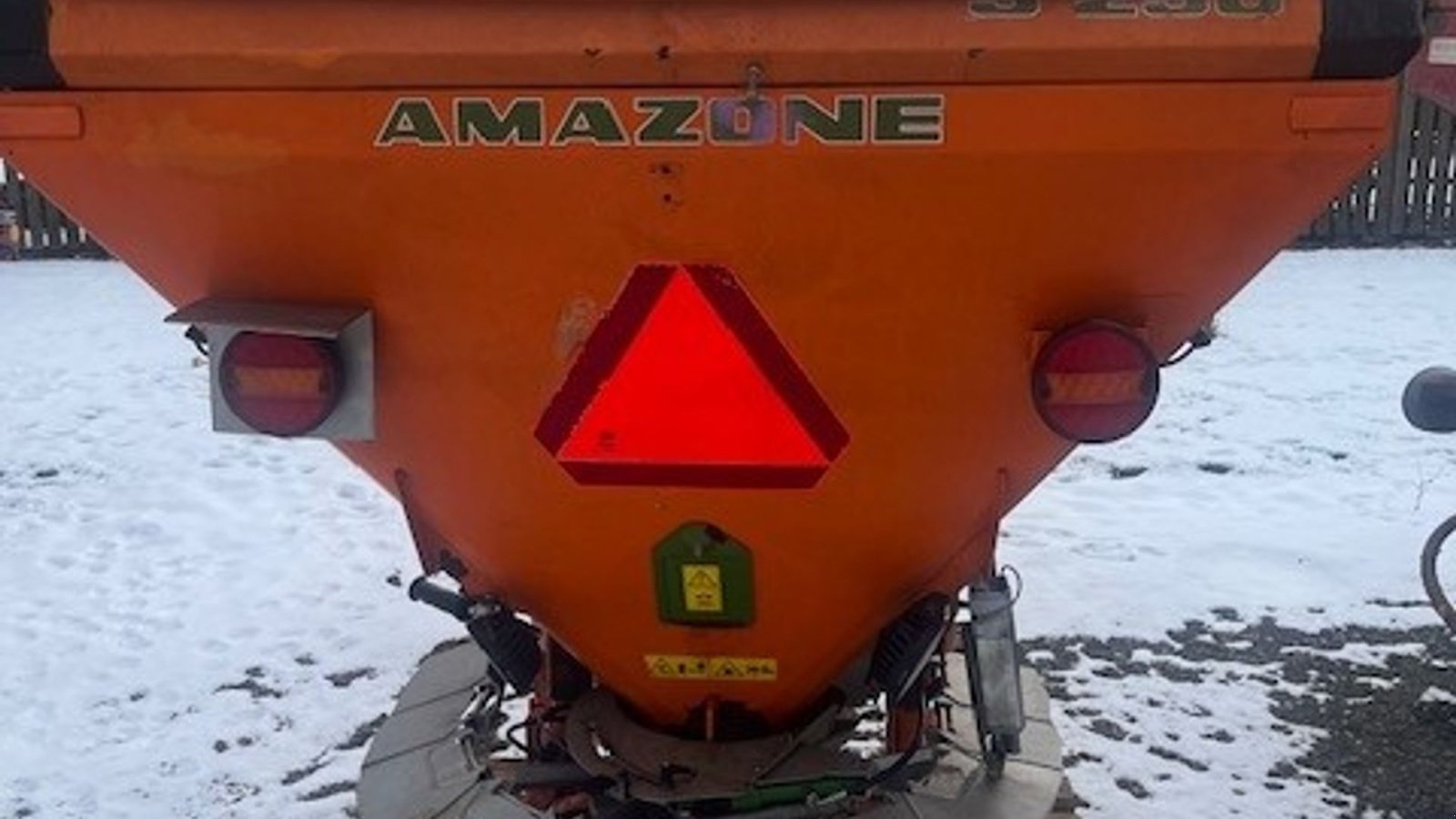 Sandstreuer & Salzstreuer of the type Amazone ES-750 pto, Gebrauchtmaschine in Sakskøbing (Picture 1)