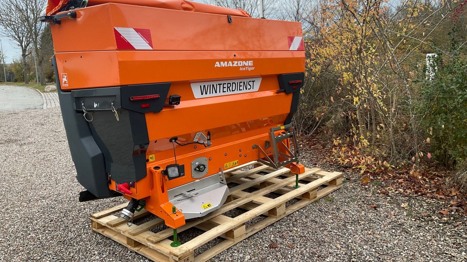 Sandstreuer & Salzstreuer des Typs Amazone Ice Tiger 1000-1900 L, Gebrauchtmaschine in Maribo (Bild 2)