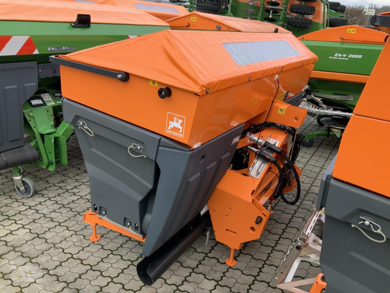 Sandstreuer & Salzstreuer za tip Amazone Ice Tiger, Neumaschine u Pfreimd (Slika 1)