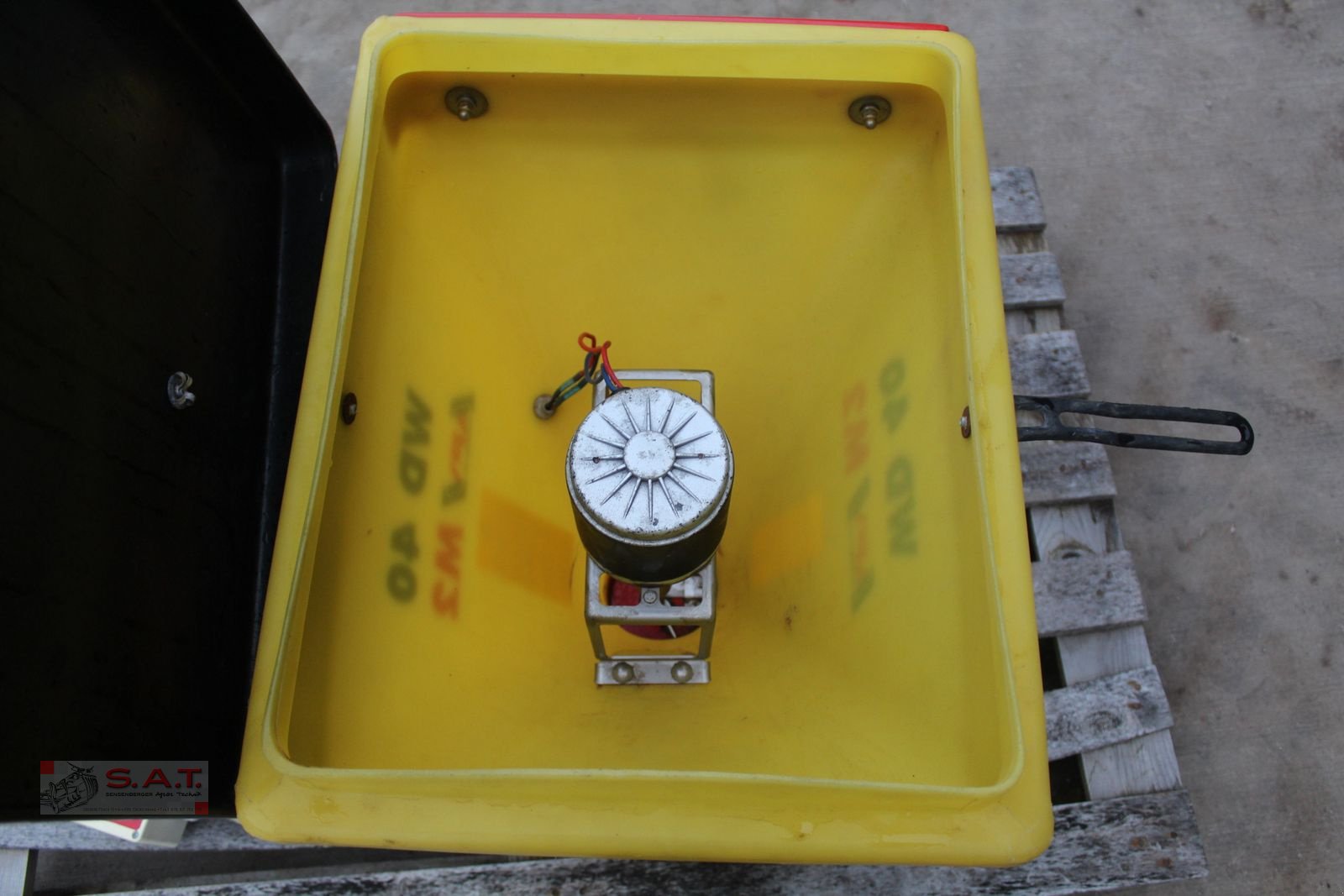 Sandstreuer & Salzstreuer tip APV Salzstreuer APV WD 40-wenig gebraucht, Gebrauchtmaschine in Eberschwang (Poză 8)