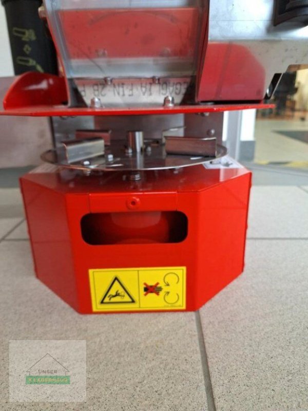 Sandstreuer & Salzstreuer tipa APV UDW 100 M1, Neumaschine u Schlitters (Slika 2)