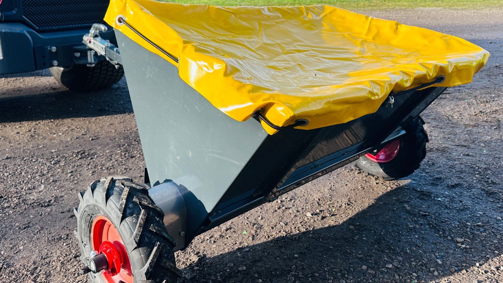 Sandstreuer & Salzstreuer of the type Avant Sand og saltspreder Avant Sand- og saltspreder, Gebrauchtmaschine in Roskilde (Picture 1)