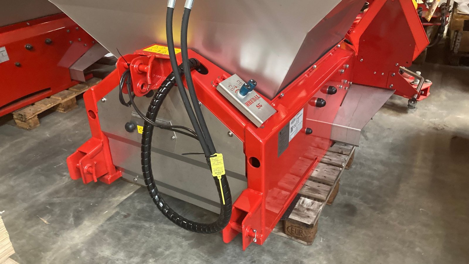 Sandstreuer & Salzstreuer Türe ait Bredal SG 2000 Hydraulisk - Rustfri, Gebrauchtmaschine içinde Roskilde (resim 4)