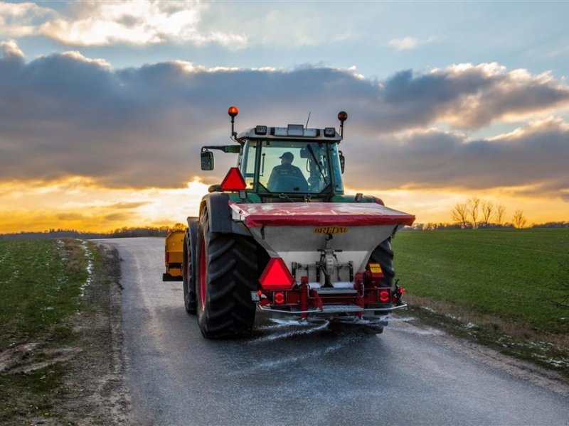 Sandstreuer & Salzstreuer du type Bredal SGS 2000 Bestil til sæson 2025 levering slut september, Gebrauchtmaschine en Sakskøbing (Photo 1)