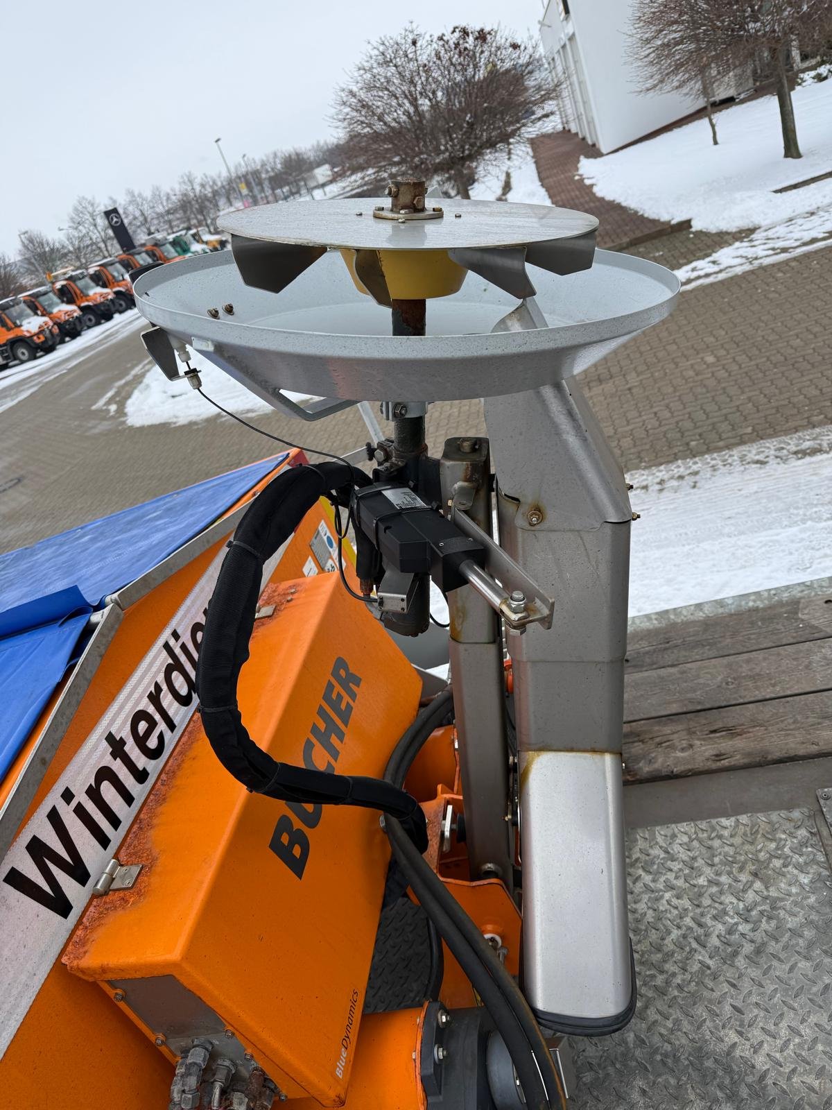 Sandstreuer & Salzstreuer des Typs Bucher Yeti 1800W, Gebrauchtmaschine in Wiedemar (Bild 9)