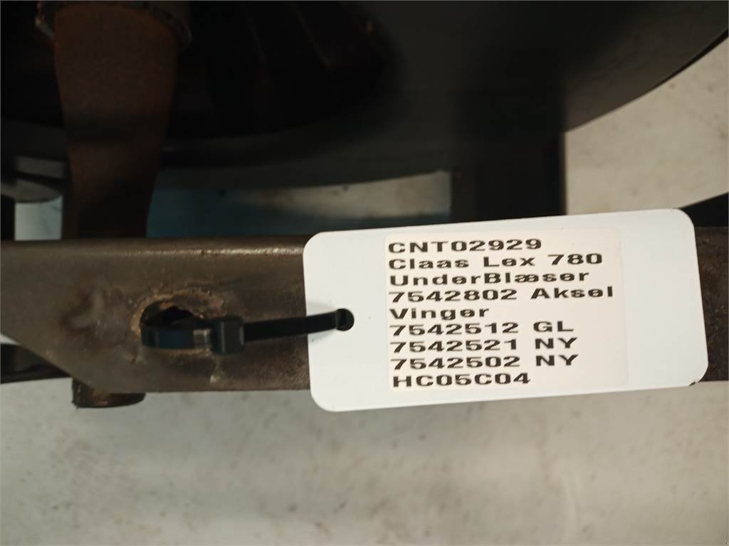 Sandstreuer & Salzstreuer des Typs CLAAS Lexion 780, Gebrauchtmaschine in Hemmet (Bild 2)
