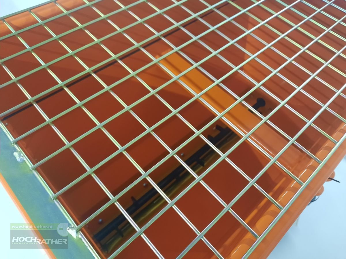 Sandstreuer & Salzstreuer des Typs Eco Ecotech XG 200, Neumaschine in Kronstorf (Bild 7)