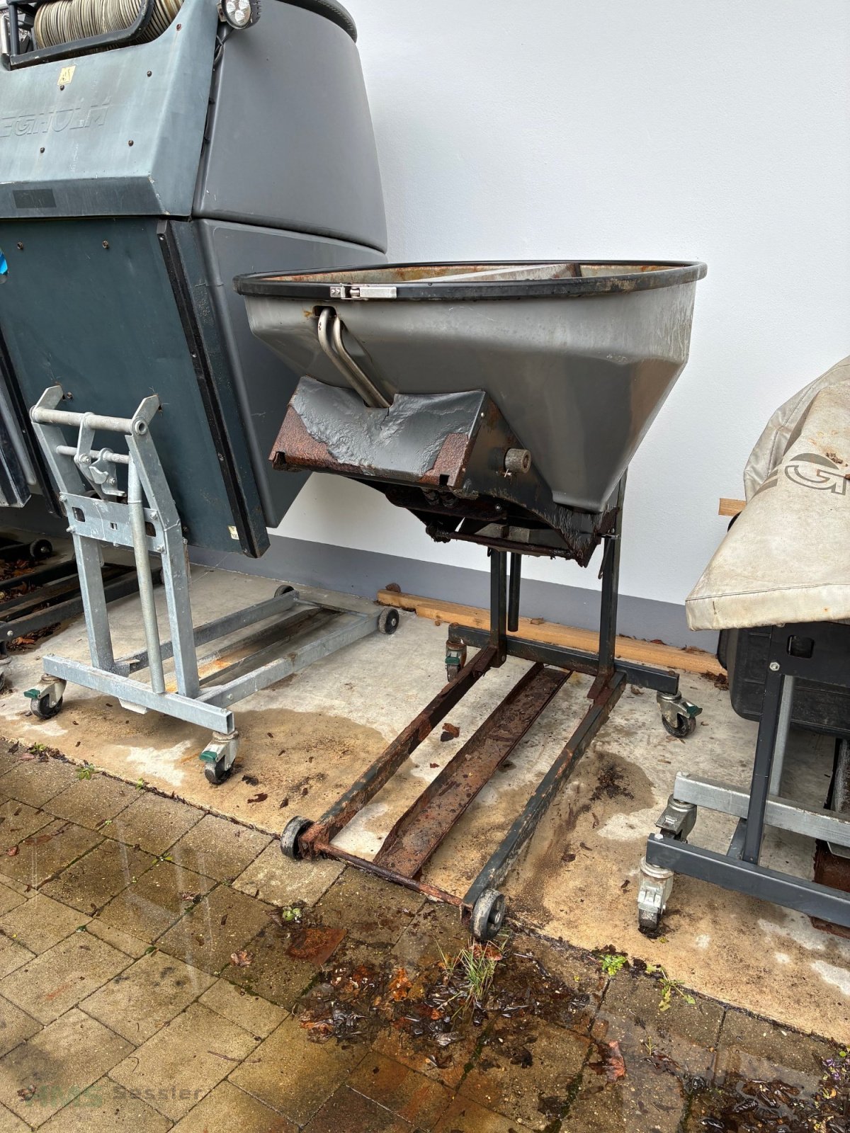 Sandstreuer & Salzstreuer of the type Egholm Salz- und Kiesstreugerät, Gebrauchtmaschine in Weidenbach (Picture 2)