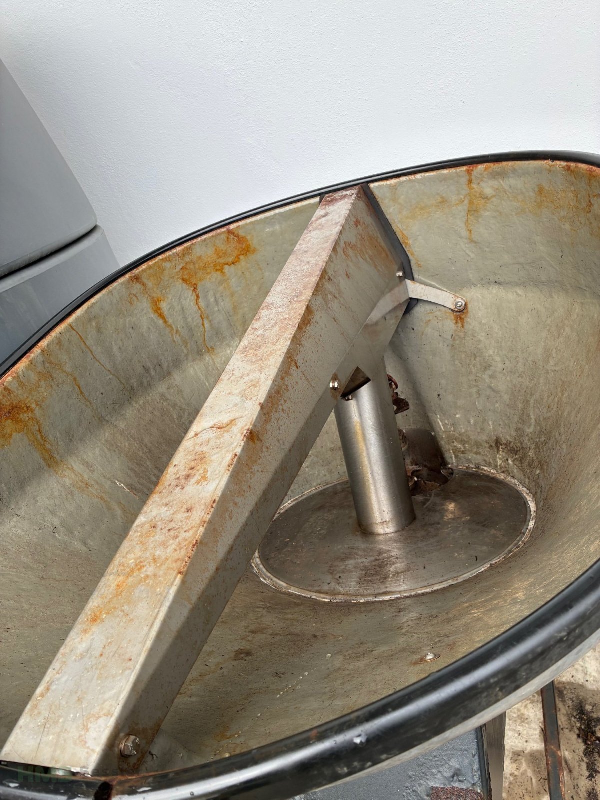 Sandstreuer & Salzstreuer of the type Egholm Salz- und Kiesstreugerät, Gebrauchtmaschine in Weidenbach (Picture 3)