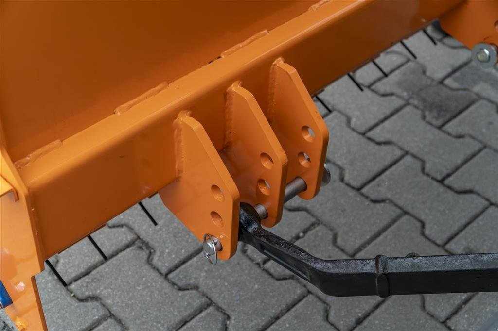 Sandstreuer & Salzstreuer des Typs FK Machinery Fk Machinery SSP120 Sand/salt valseudlægger, Gebrauchtmaschine in Vinderup (Bild 13)