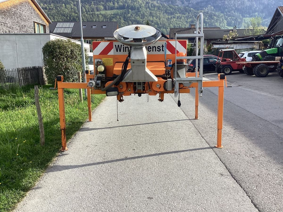 Sandstreuer & Salzstreuer tip Gmeiner AUFSATTELSTREUER, Gebrauchtmaschine in Bezau (Poză 3)