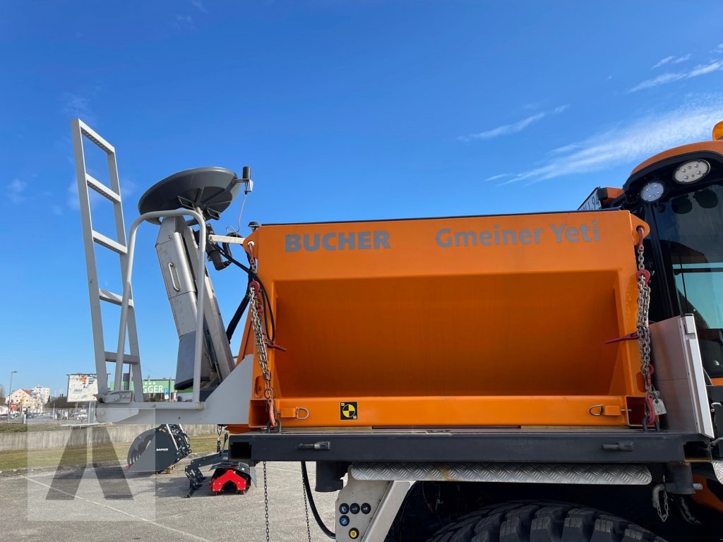 Sandstreuer & Salzstreuer of the type Gmeiner Streuautomat Yeti Trac 2000, Gebrauchtmaschine in Eching (Picture 4)