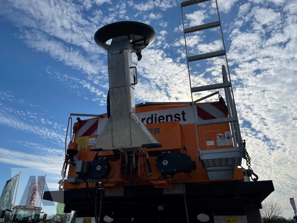 Sandstreuer & Salzstreuer of the type Gmeiner Streuautomat Yeti Trac 2000, Gebrauchtmaschine in Eching (Picture 5)