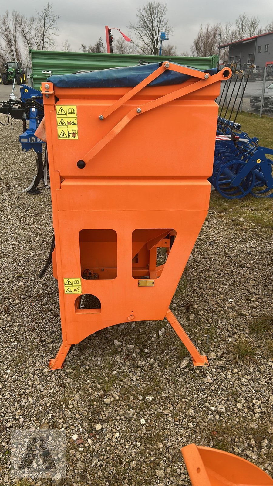 Sandstreuer & Salzstreuer typu Hauer Eisprofi XK 1200, Gebrauchtmaschine v Eching (Obrázek 3)