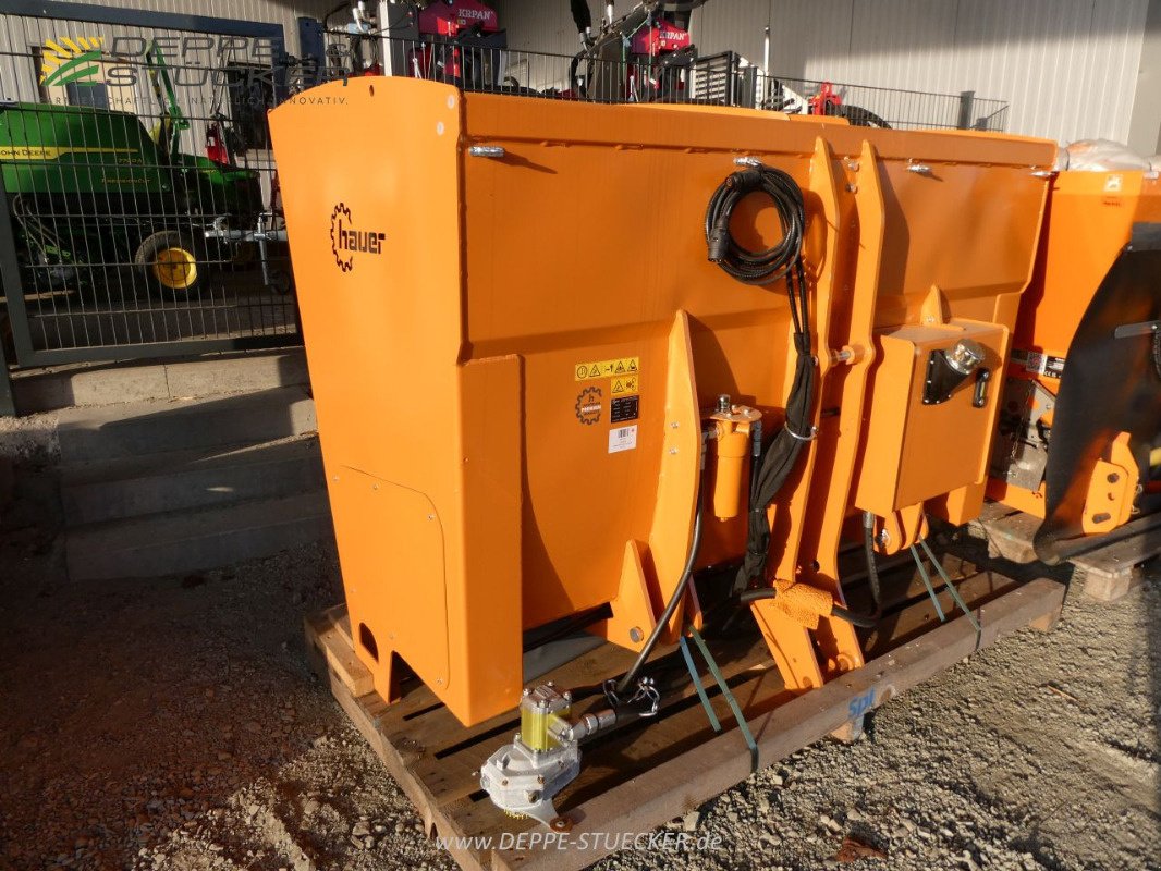 Sandstreuer & Salzstreuer des Typs Hauer TS 315, Neumaschine in Lauterberg/Barbis (Bild 10)