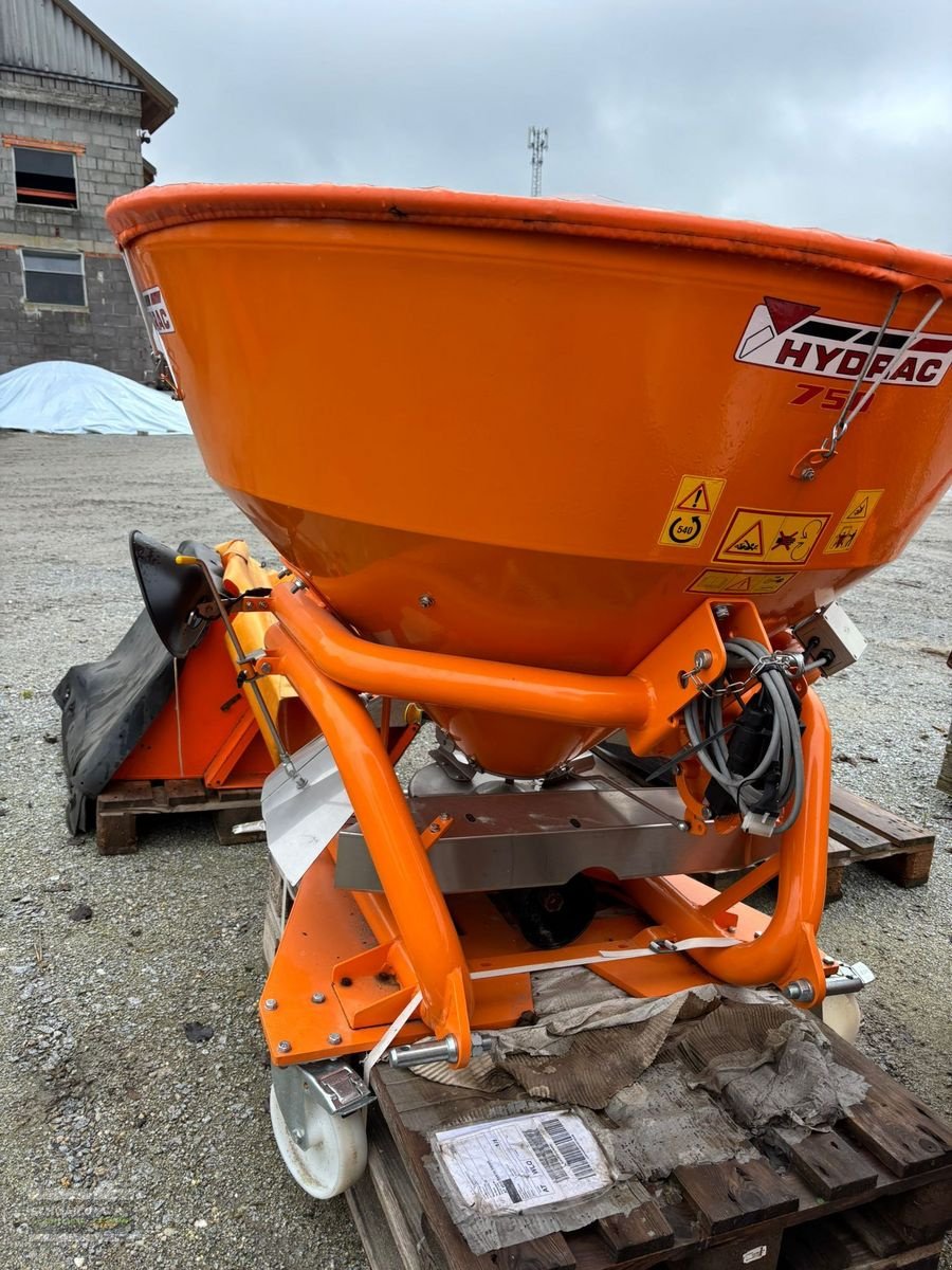Sandstreuer & Salzstreuer del tipo Hydrac CL 750 Salz- Splitstreuer NEU, Neumaschine en Aurolzmünster (Imagen 1)