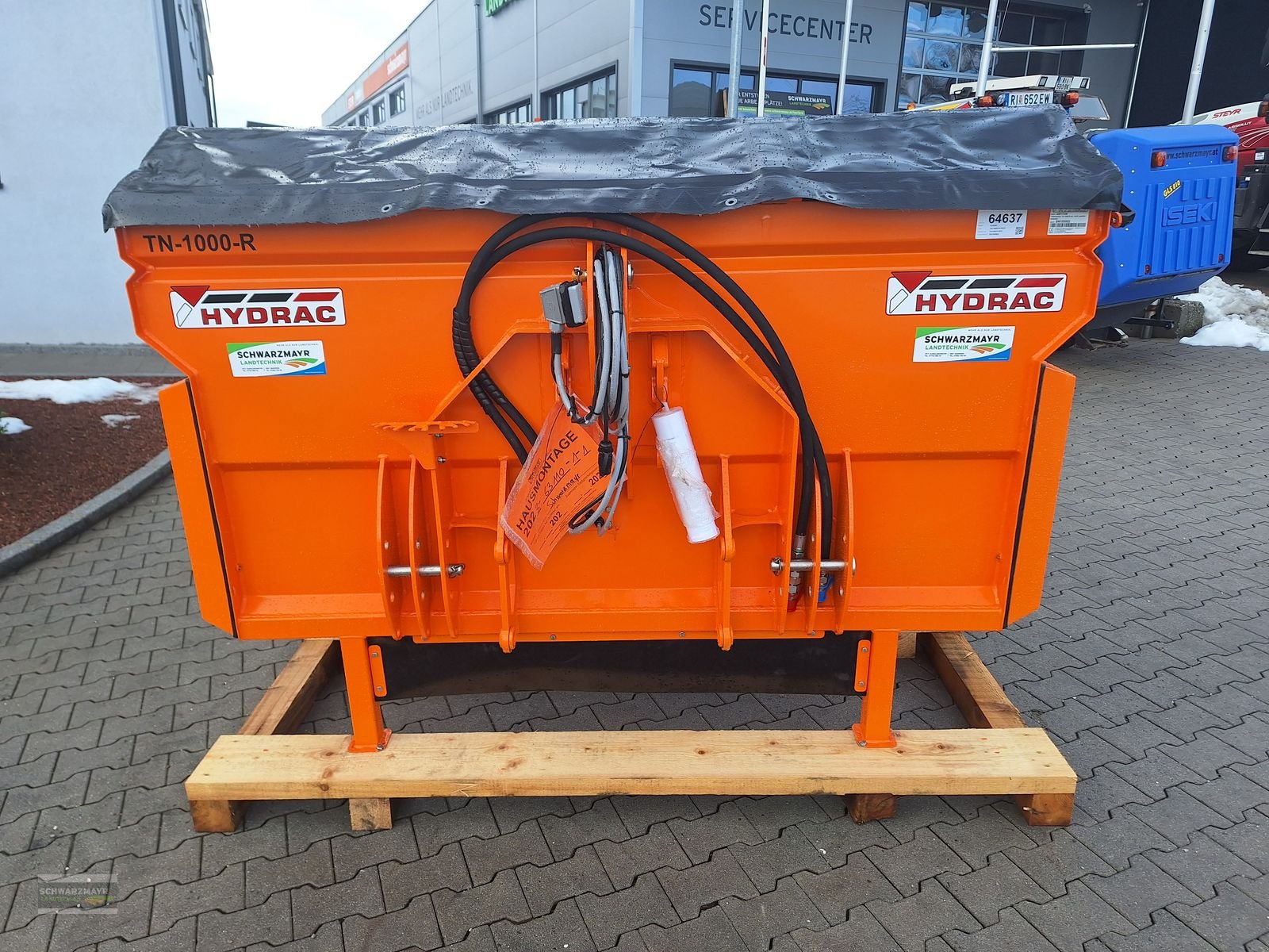 Sandstreuer & Salzstreuer of the type Hydrac TN-1000-R INOX, Neumaschine in Aurolzmünster (Picture 4)