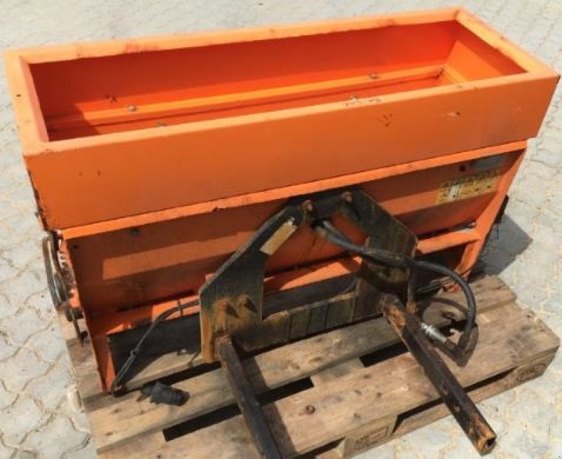 Sandstreuer & Salzstreuer des Typs Hydromann 100 H, Gebrauchtmaschine in Tilst (Bild 2)