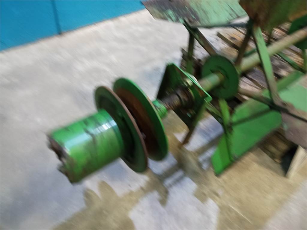 Sandstreuer & Salzstreuer des Typs John Deere 1085, Gebrauchtmaschine in Hemmet (Bild 4)