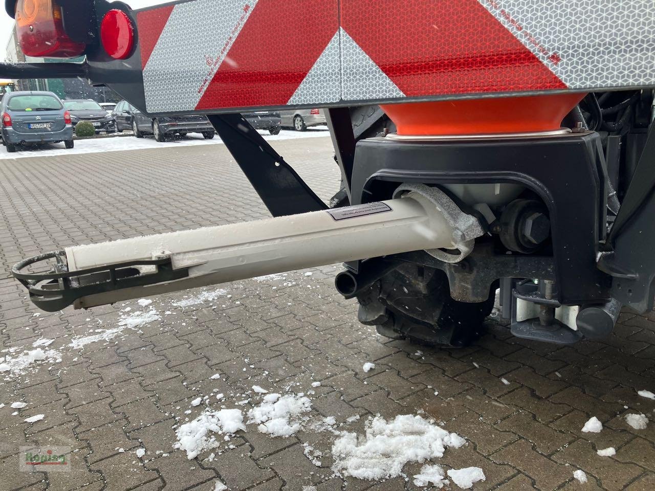 Sandstreuer & Salzstreuer des Typs Kubota VS220, Neumaschine in Bakum (Bild 5)