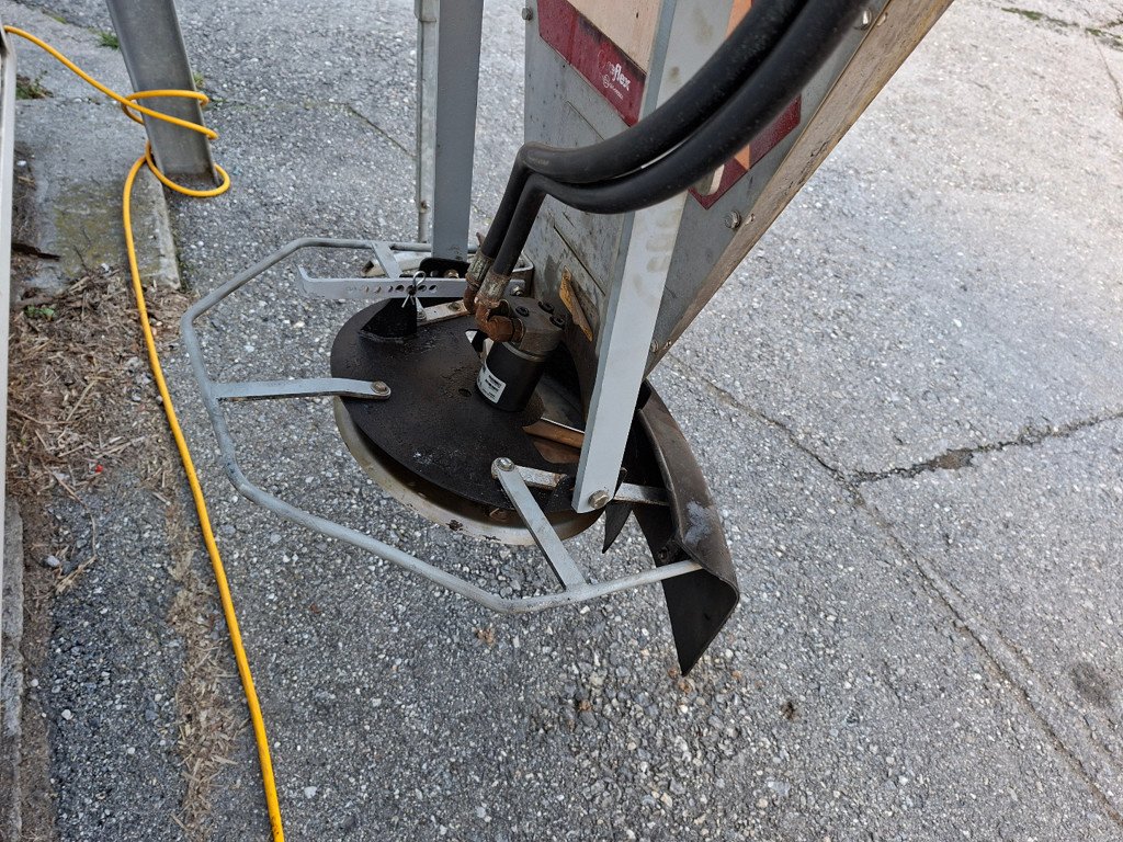 Sandstreuer & Salzstreuer del tipo Kugelmann Combi 1 Salzstreuer, Gebrauchtmaschine In Chur (Immagine 5)