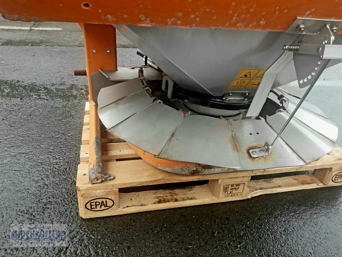 Sandstreuer & Salzstreuer des Typs Landgut 833e, Gebrauchtmaschine in Wies (Bild 11)