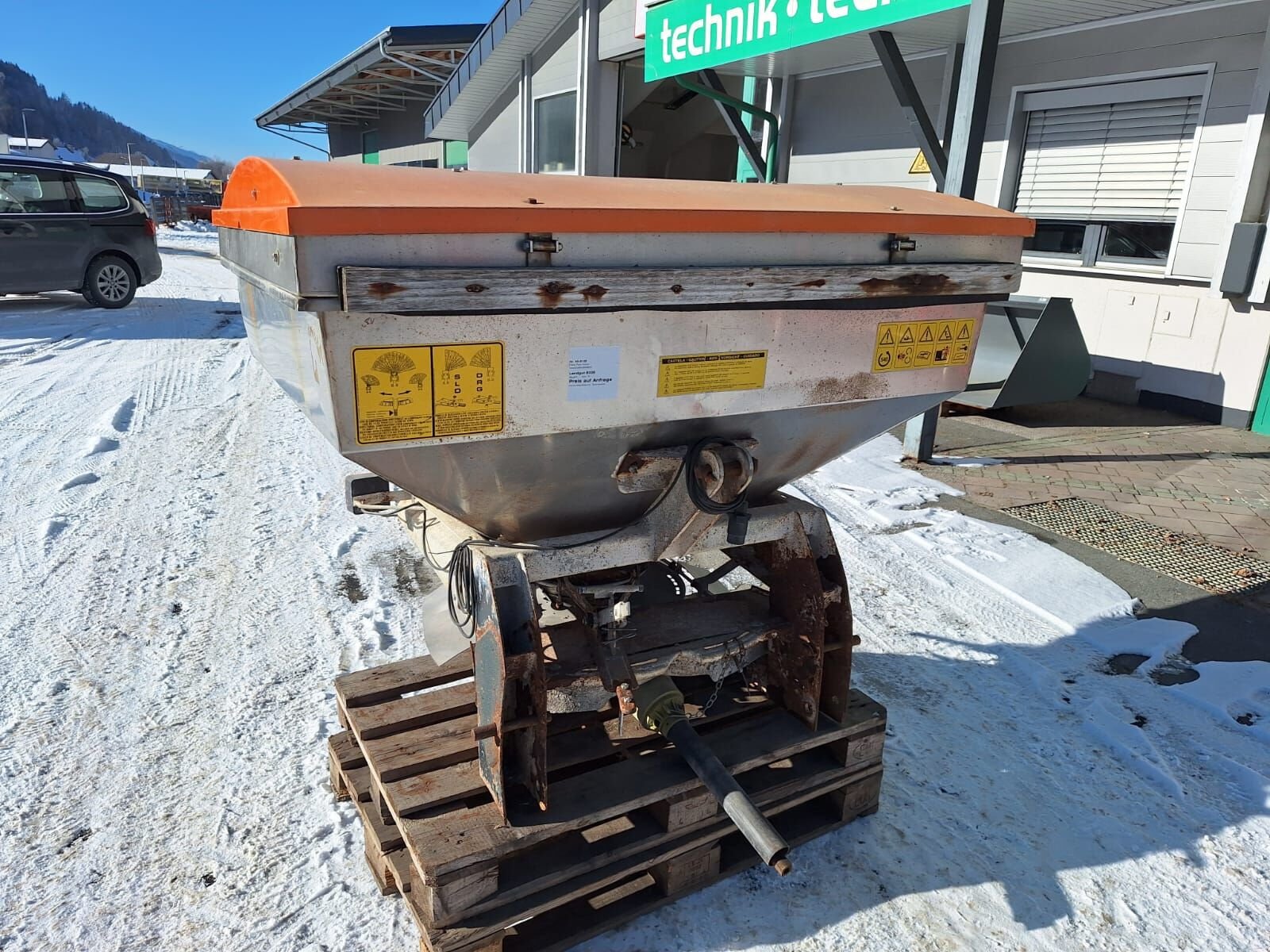 Sandstreuer & Salzstreuer del tipo Landgut 833E, Gebrauchtmaschine en Bruck (Imagen 1)