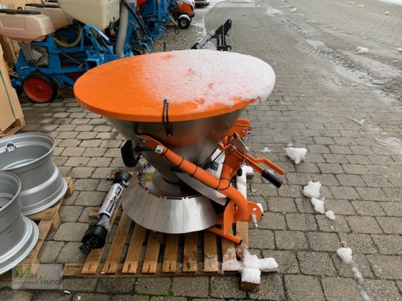 Sandstreuer & Salzstreuer des Typs Landgut CONO 200, Neumaschine in Markt Schwaben (Bild 3)