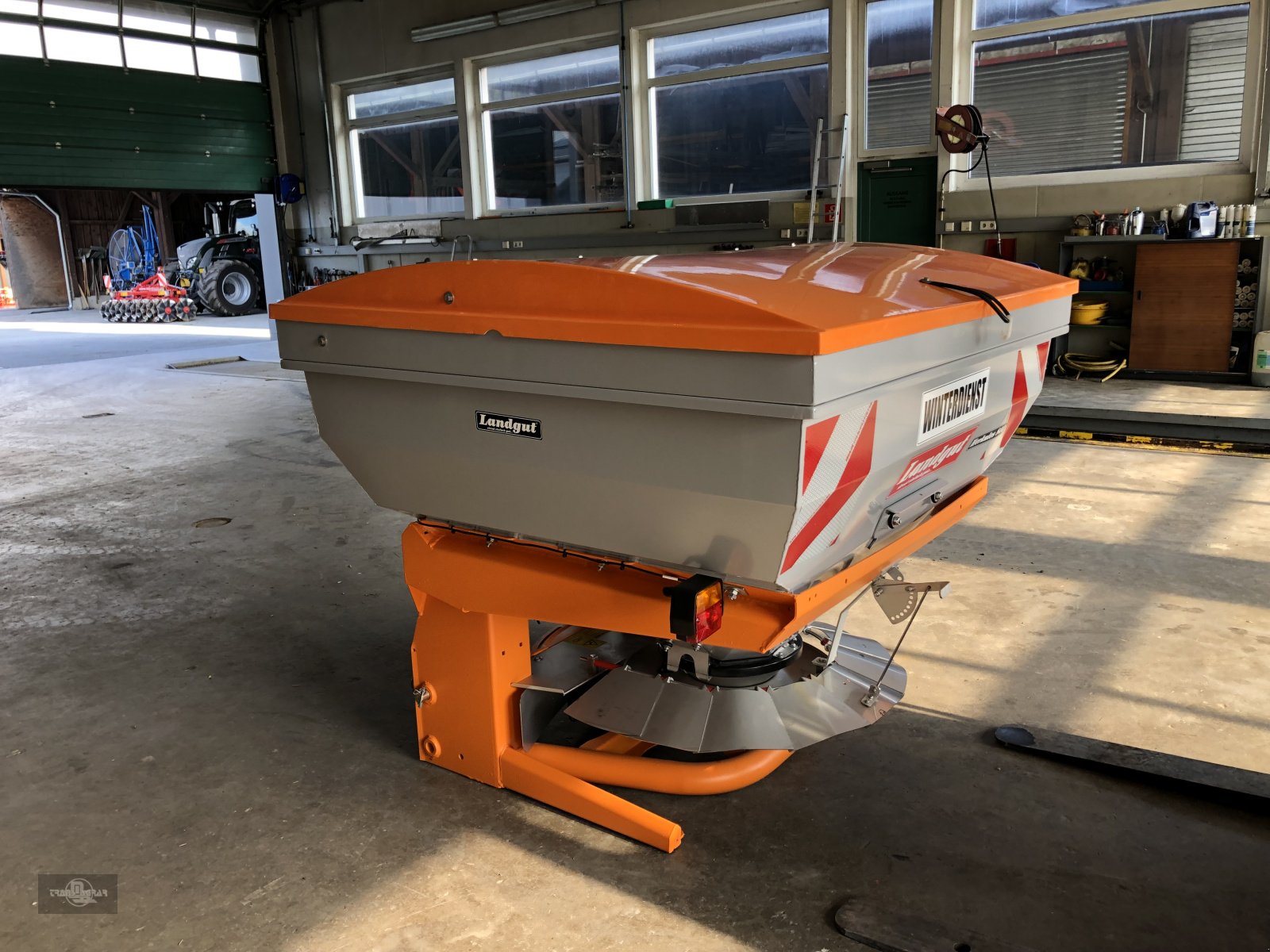 Sandstreuer & Salzstreuer des Typs Landgut Herkules 844 INOX Salzstreuer und Splittstreuer in allen Variationen, Gebrauchtmaschine in Rankweil (Bild 3)