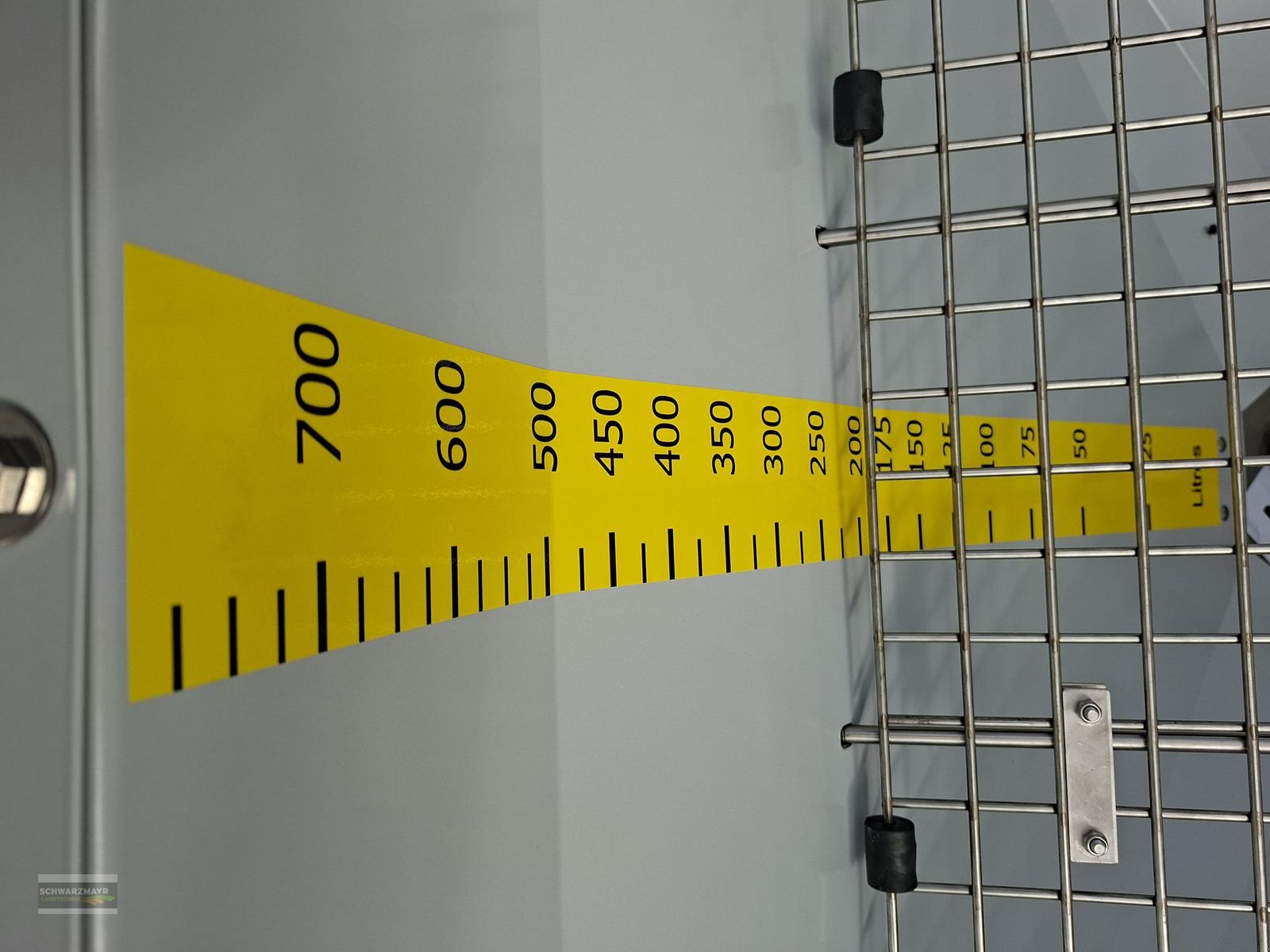 Sandstreuer & Salzstreuer des Typs Landgut Herkules 844H Inox-F, Neumaschine in Gampern (Bild 16)