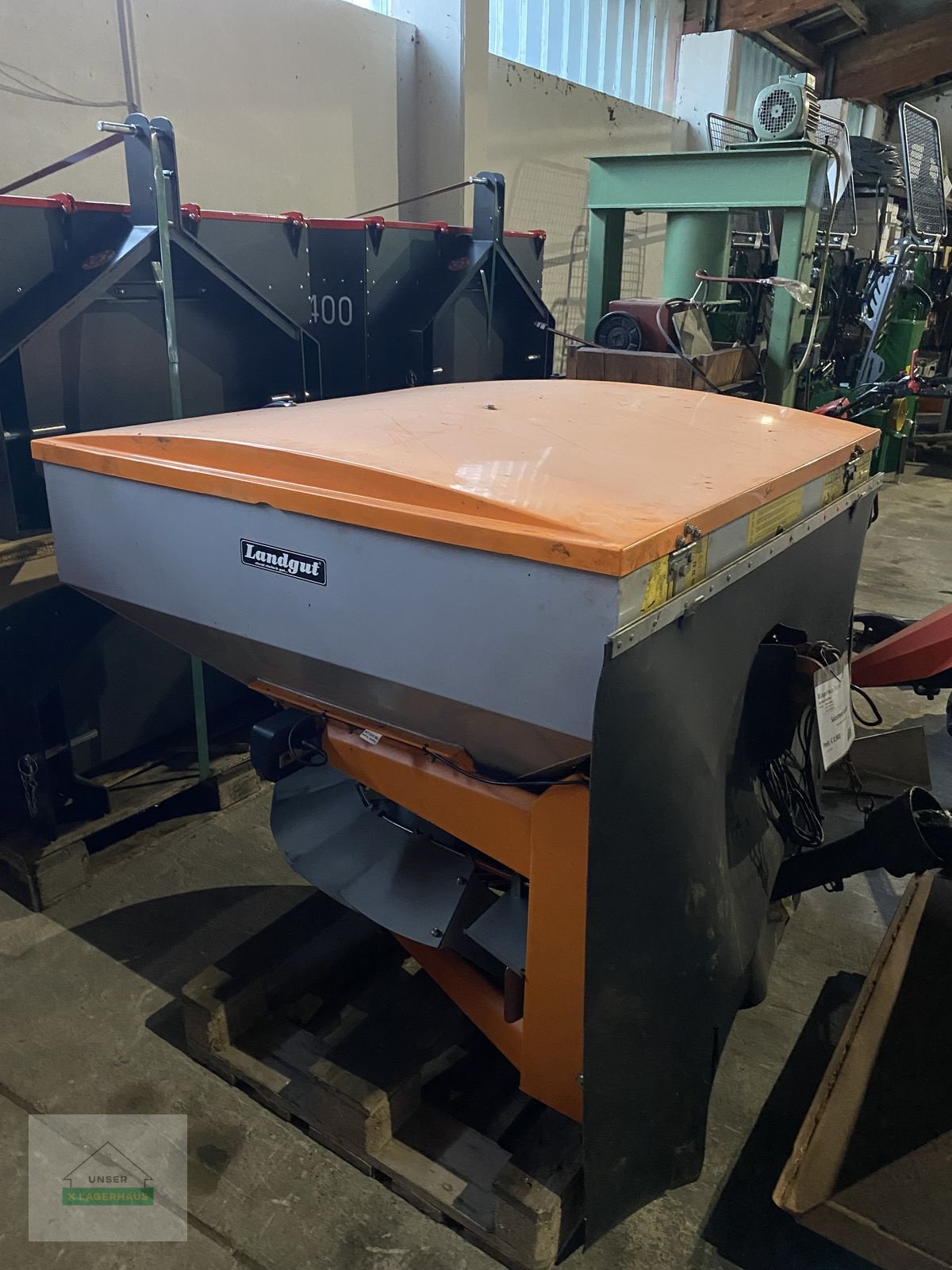 Sandstreuer & Salzstreuer des Typs Landgut Samson 544 E - 500 ltr., Gebrauchtmaschine in Wartberg (Bild 1)