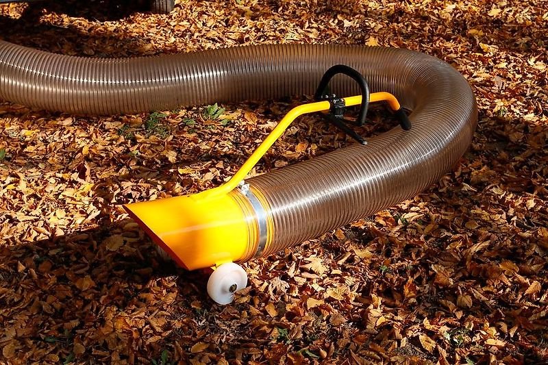 Sandstreuer & Salzstreuer typu laski Laubsauger Laubhäcksler Laubschredder Laubgebläse, Gebrauchtmaschine v Schmallenberg (Obrázek 4)