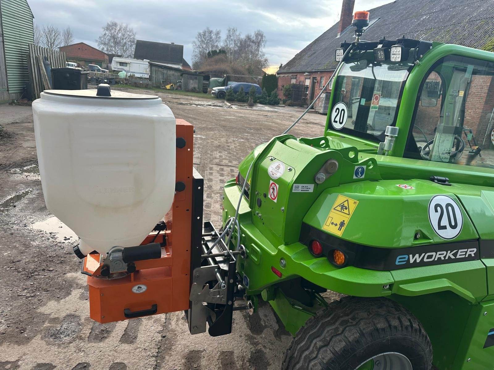 Sandstreuer & Salzstreuer типа Lehner Polaro 170, Neumaschine в Klempau (Фотография 3)