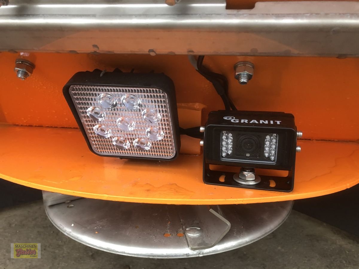 Sandstreuer & Salzstreuer des Typs Lesnik Lesnik PR18 Selbstlade-Tellerstreuer 1500Liter, Neumaschine in Kötschach (Bild 15)