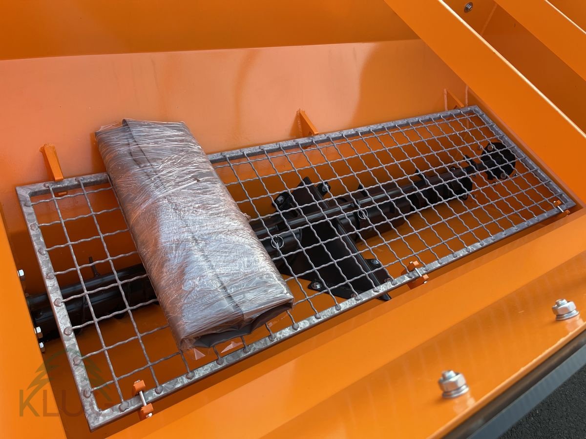 Sandstreuer & Salzstreuer tipa Lesnik PR 18 Pro Selbstlade Tellerstreuer, Neumaschine u Pirching am Traubenberg (Slika 14)