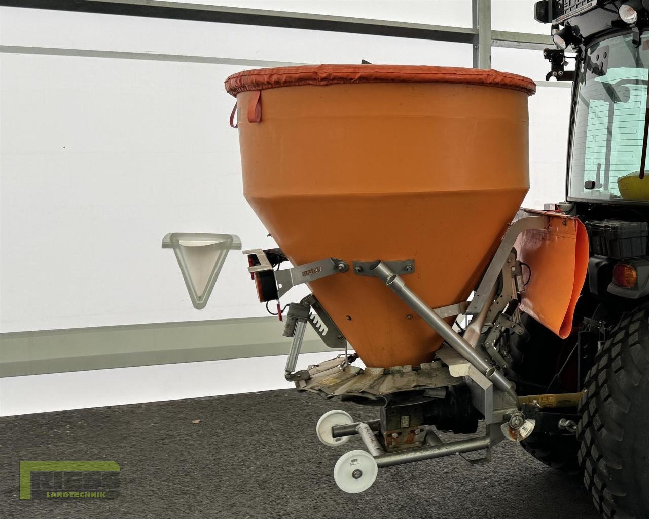 Sandstreuer & Salzstreuer типа Matev FPS-KI CK 4030, Gebrauchtmaschine в Homberg/Ohm - Maulbach (Фотография 2)
