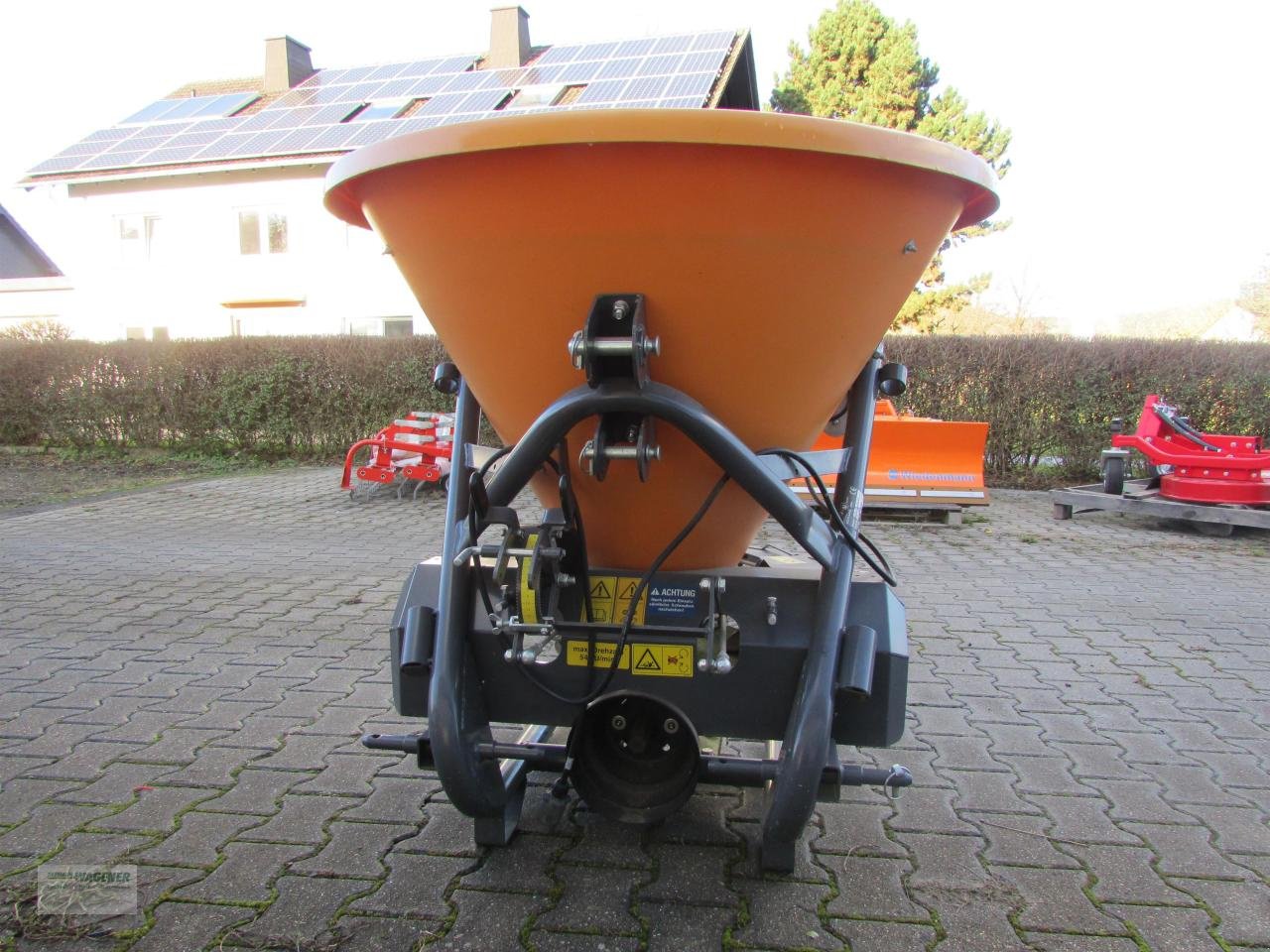 Sandstreuer & Salzstreuer of the type Matev SPR-DS ST, Gebrauchtmaschine in Bad Wildungen - Wega (Picture 1)