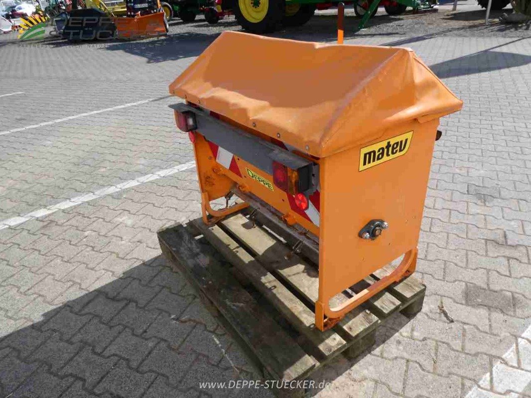 Sandstreuer & Salzstreuer des Typs Matev SPR M 100, Gebrauchtmaschine in Lauterberg/Barbis (Bild 5)