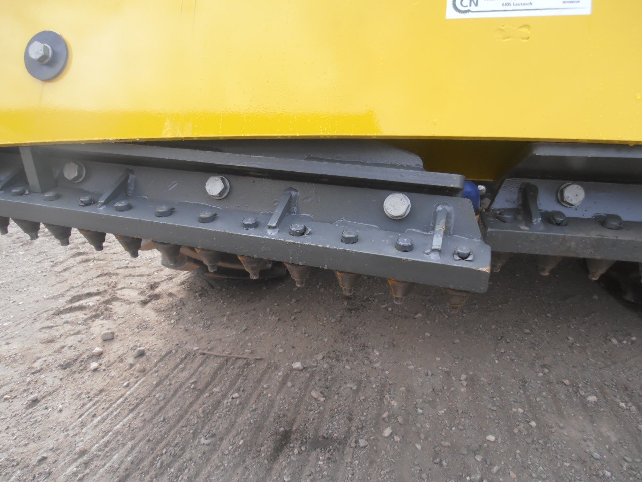 Sandstreuer & Salzstreuer des Typs Nairz 240, Neumaschine in Leutasch (Bild 2)
