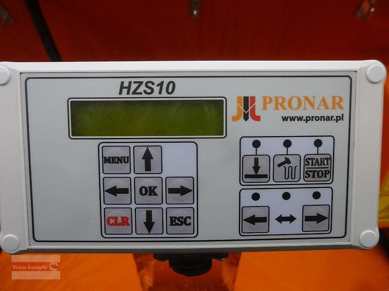 Sandstreuer & Salzstreuer typu PRONAR HZS 10, Neumaschine w Ostheim/Rhön (Zdjęcie 5)