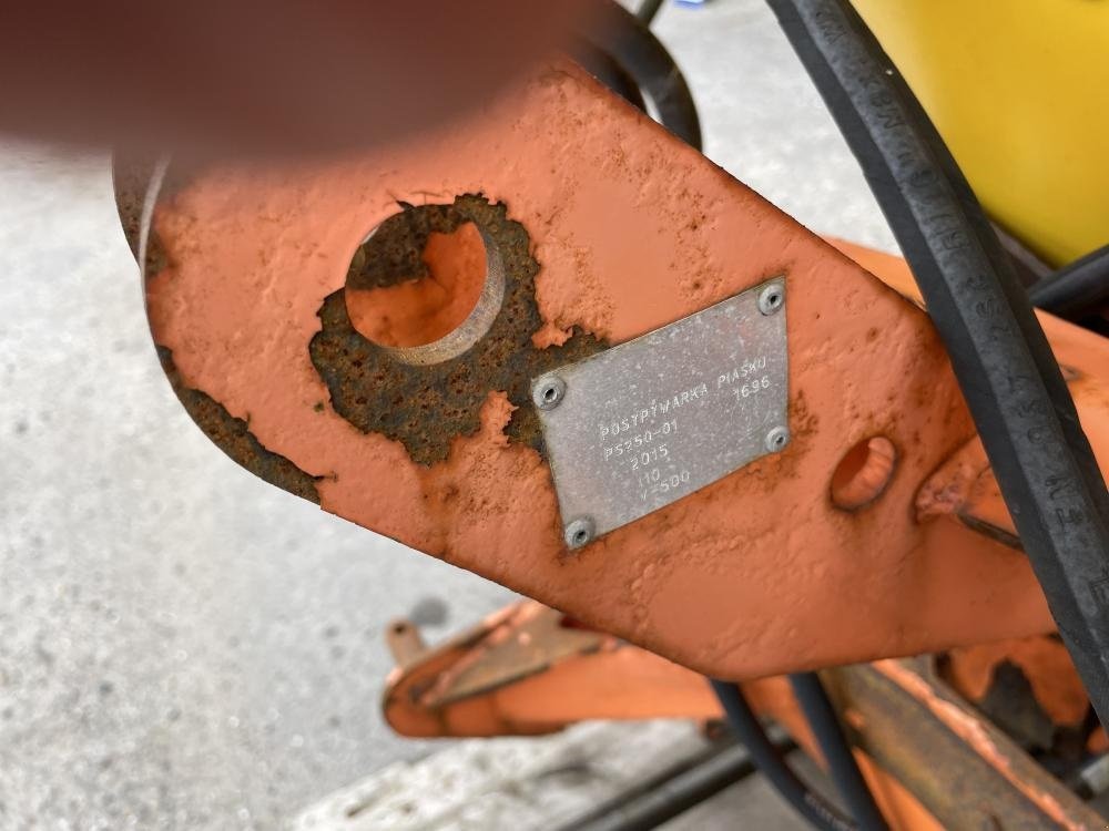 Sandstreuer & Salzstreuer des Typs PRONAR Saltspreder PS-250 500 ltr. med olie-motor, Gebrauchtmaschine in Dronninglund (Bild 8)