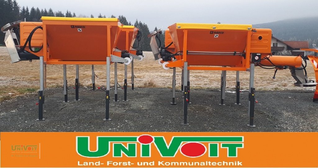 Sandstreuer & Salzstreuer of the type Rasco Junior 1,0 qm Inhalt für Multicar Ladog Lindner Hansa Boki Bucher Aebi Pfau Fumo Tremo Bonetti, Neumaschine in Warmensteinach (Picture 5)