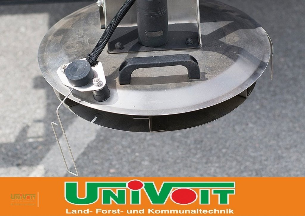 Sandstreuer & Salzstreuer of the type Rasco Junior 1,0 qm Inhalt für Multicar Ladog Lindner Hansa Boki Bucher Aebi Pfau Fumo Tremo Bonetti, Neumaschine in Warmensteinach (Picture 7)