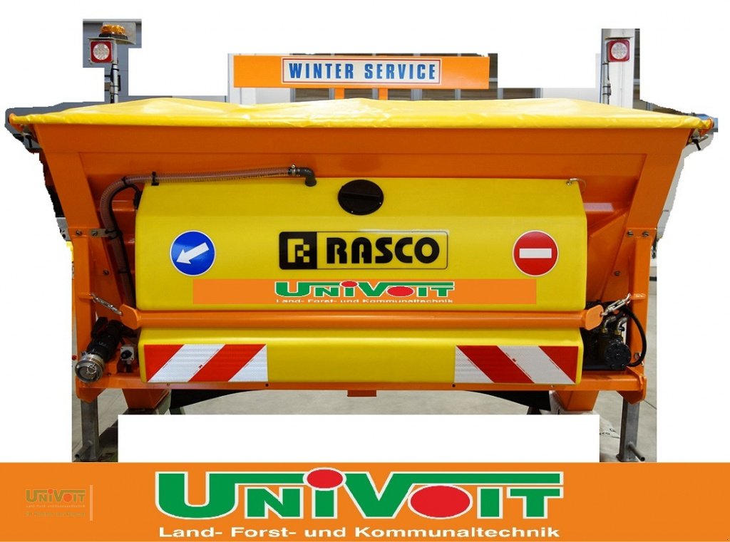 Sandstreuer & Salzstreuer des Typs Rasco Rasco TRP 1.5 Salzstreuer mit Sole Winterdienst, Neumaschine in Warmensteinach (Bild 1)