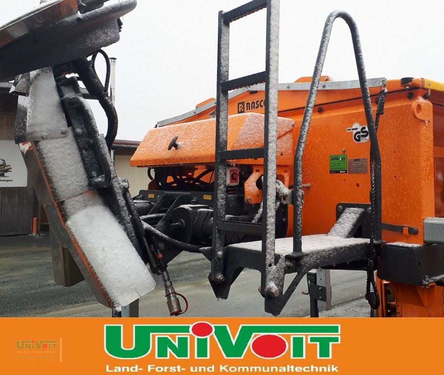 Sandstreuer & Salzstreuer des Typs Rasco Salzstreuer Rasco Solid XF 1,8qm sofort verfügbar, Neumaschine in Warmensteinach (Bild 2)