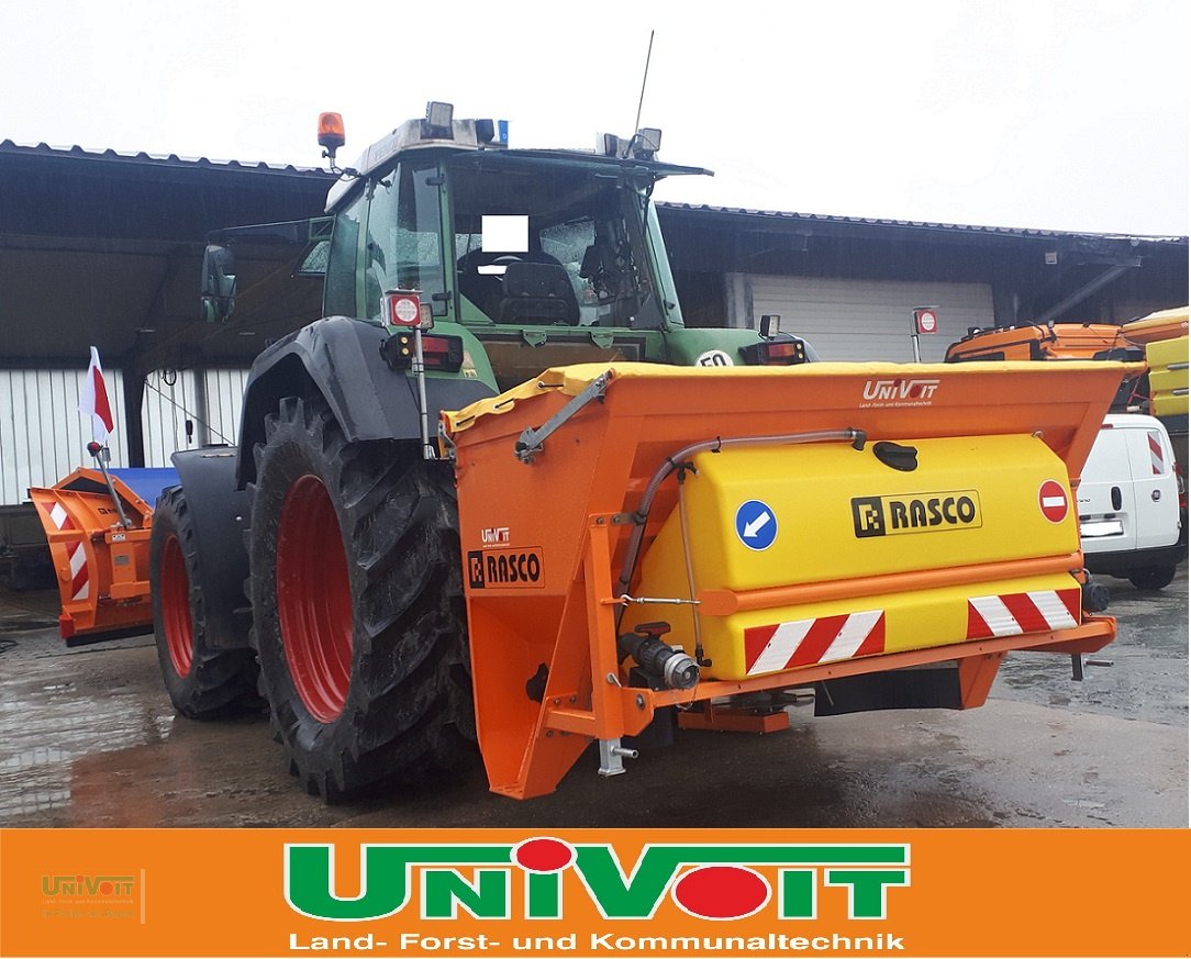 Sandstreuer & Salzstreuer des Typs Rasco Salzstreuer TRP 1.5 (1,5m³) + 500 Liter Sole sofort verfügbar, Neumaschine in Warmensteinach (Bild 2)