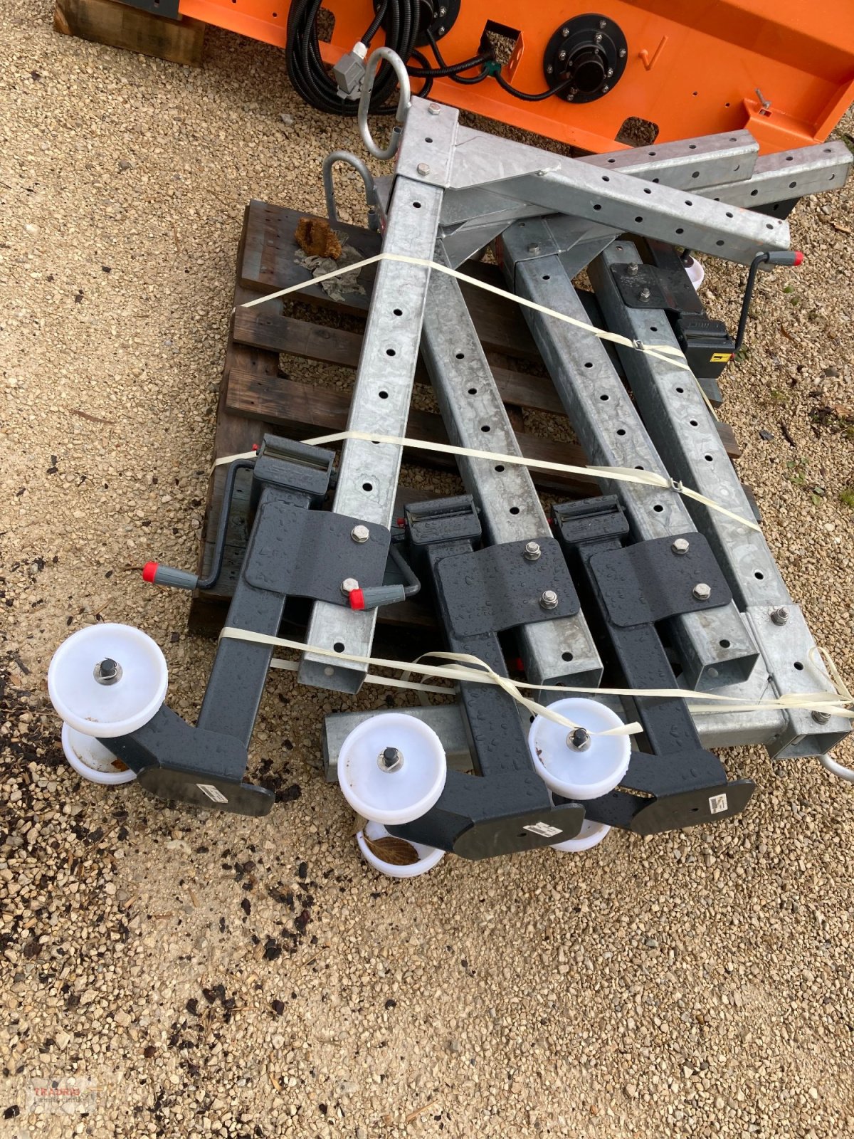 Sandstreuer & Salzstreuer tipa Rasco Solid XF 2,5, Neumaschine u Mainburg/Wambach (Slika 9)