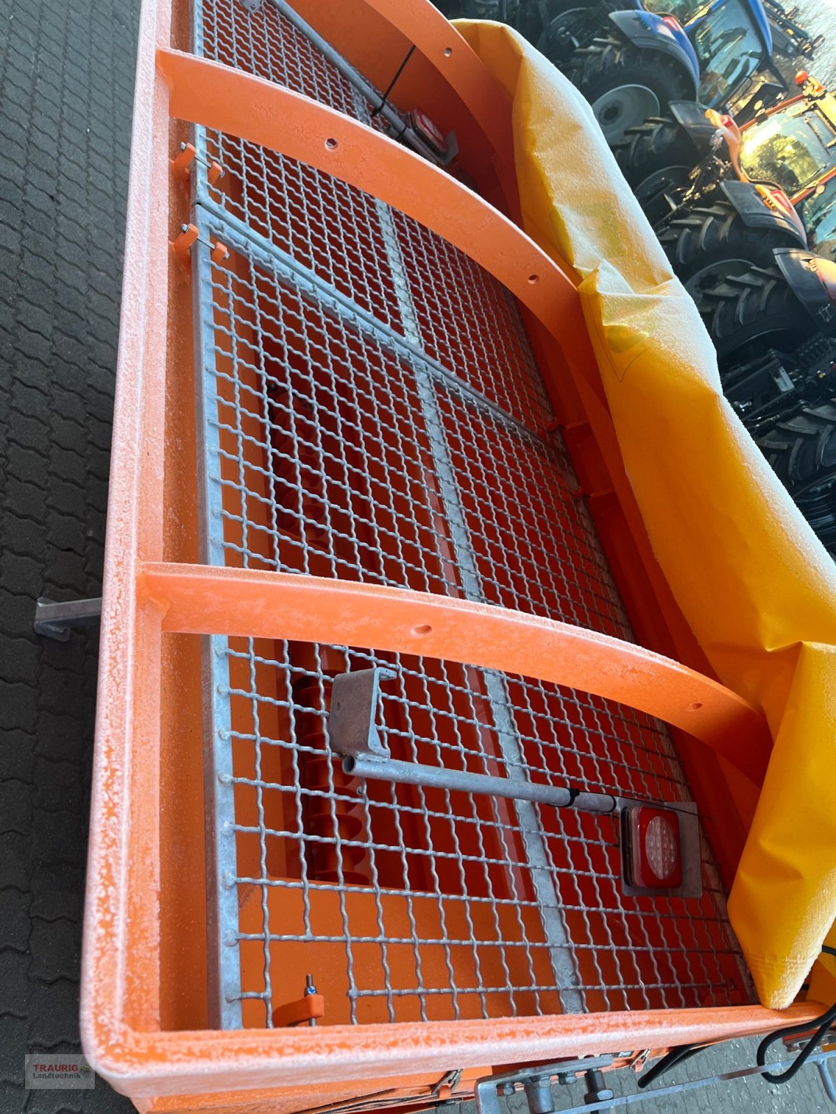 Sandstreuer & Salzstreuer tip Rasco TRP 1,50, Neumaschine in Mainburg/Wambach (Poză 2)