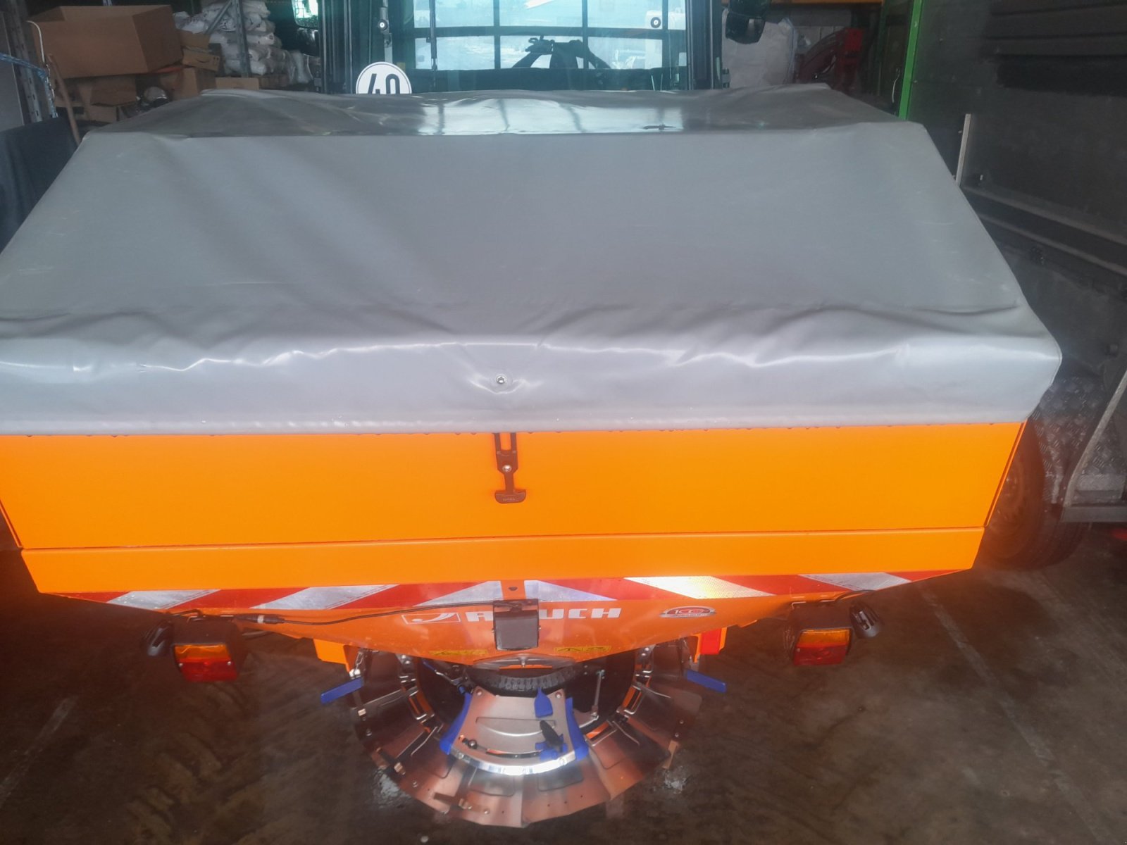 Sandstreuer & Salzstreuer типа Rauch Axeo 18.1 Q Axeo 18.1, Gebrauchtmaschine в Niedertaufkirchen (Фотография 3)