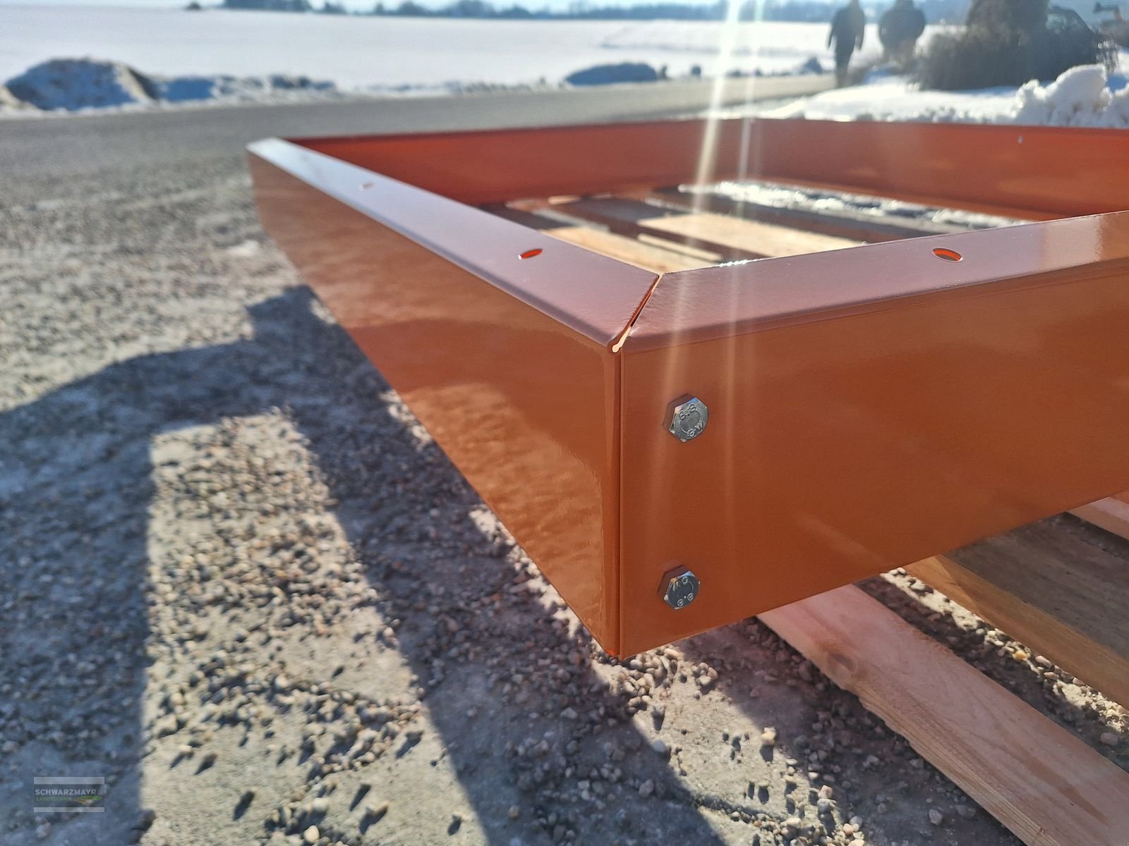 Sandstreuer & Salzstreuer of the type Rauch Aufsatz AX 250, Neumaschine in Aurolzmünster (Picture 10)